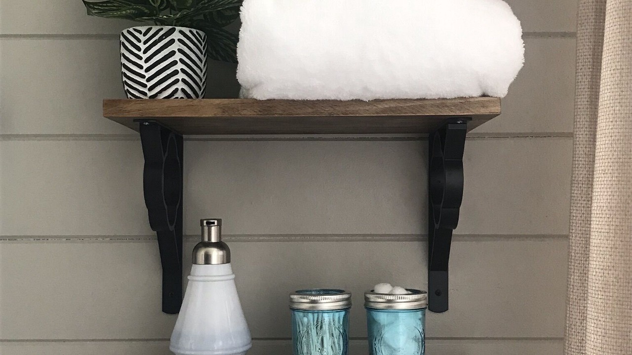 Photo of Bathroom in Woodfin