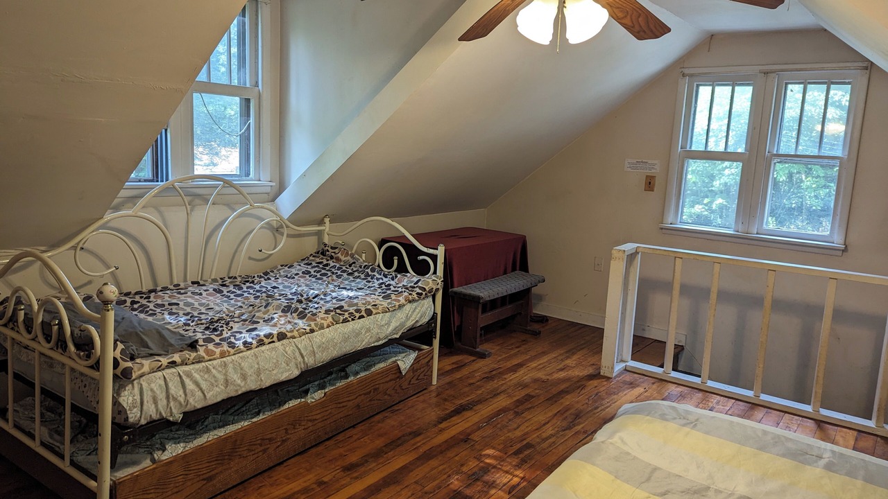 Photo of Bedroom in Elk Garden