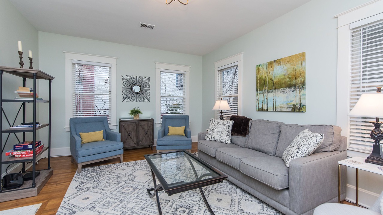 Photo of Livingroom in Lexington