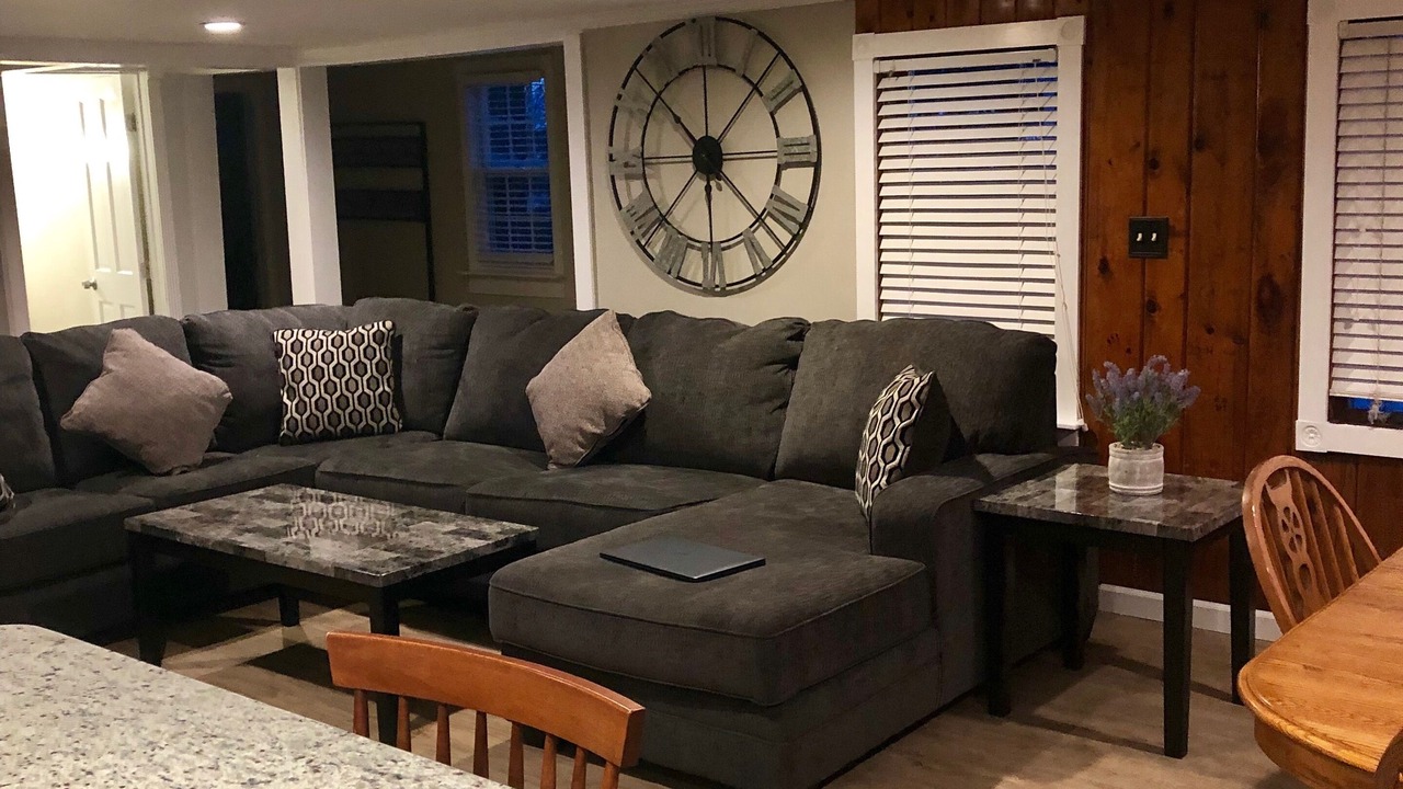 Photo of Livingroom in Saratoga Springs