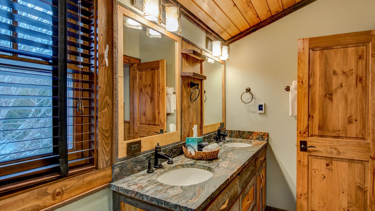 Photo of Bathroom in Banner Elk