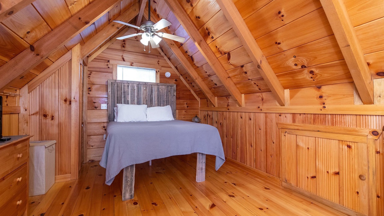 Photo of Bedroom in Campton