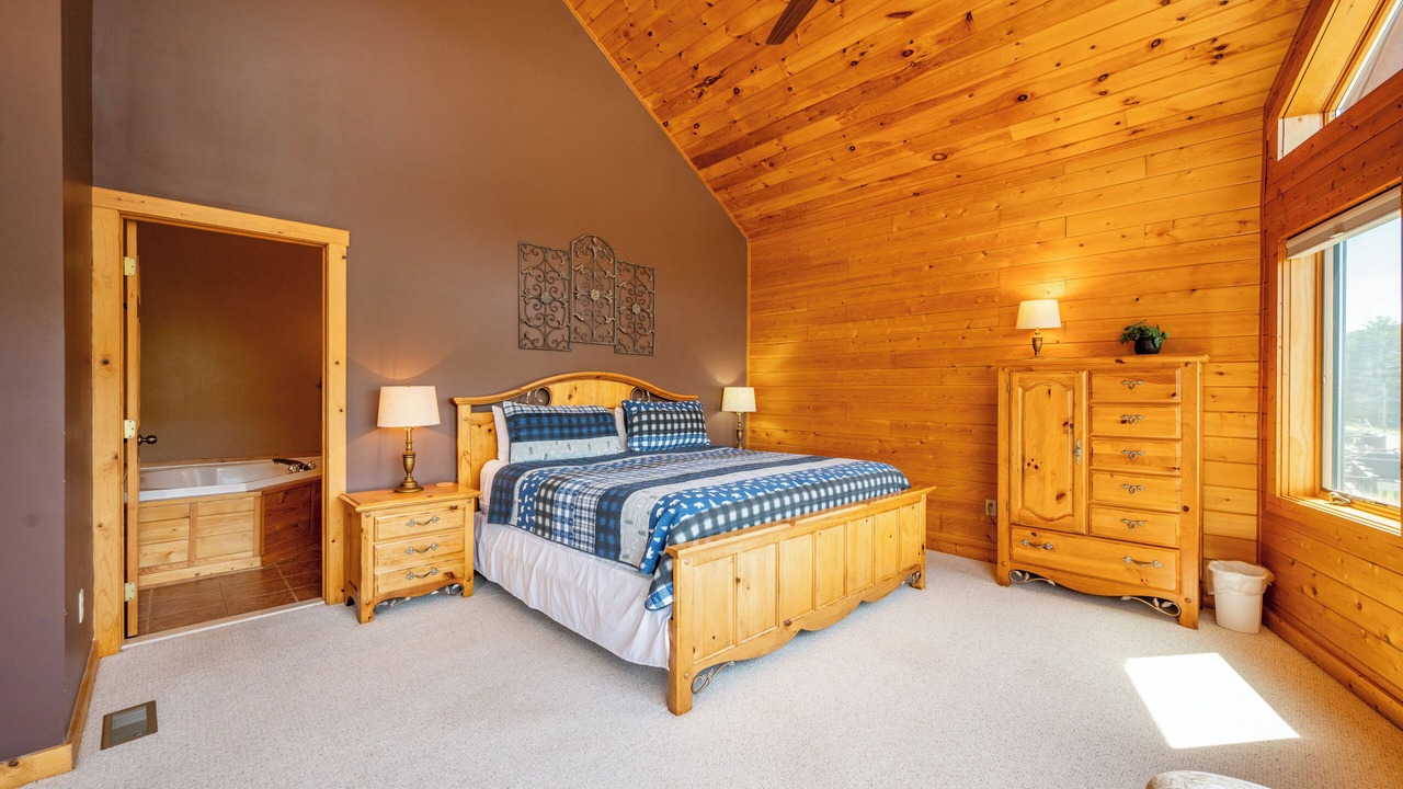 Photo of Bedroom in McHenry