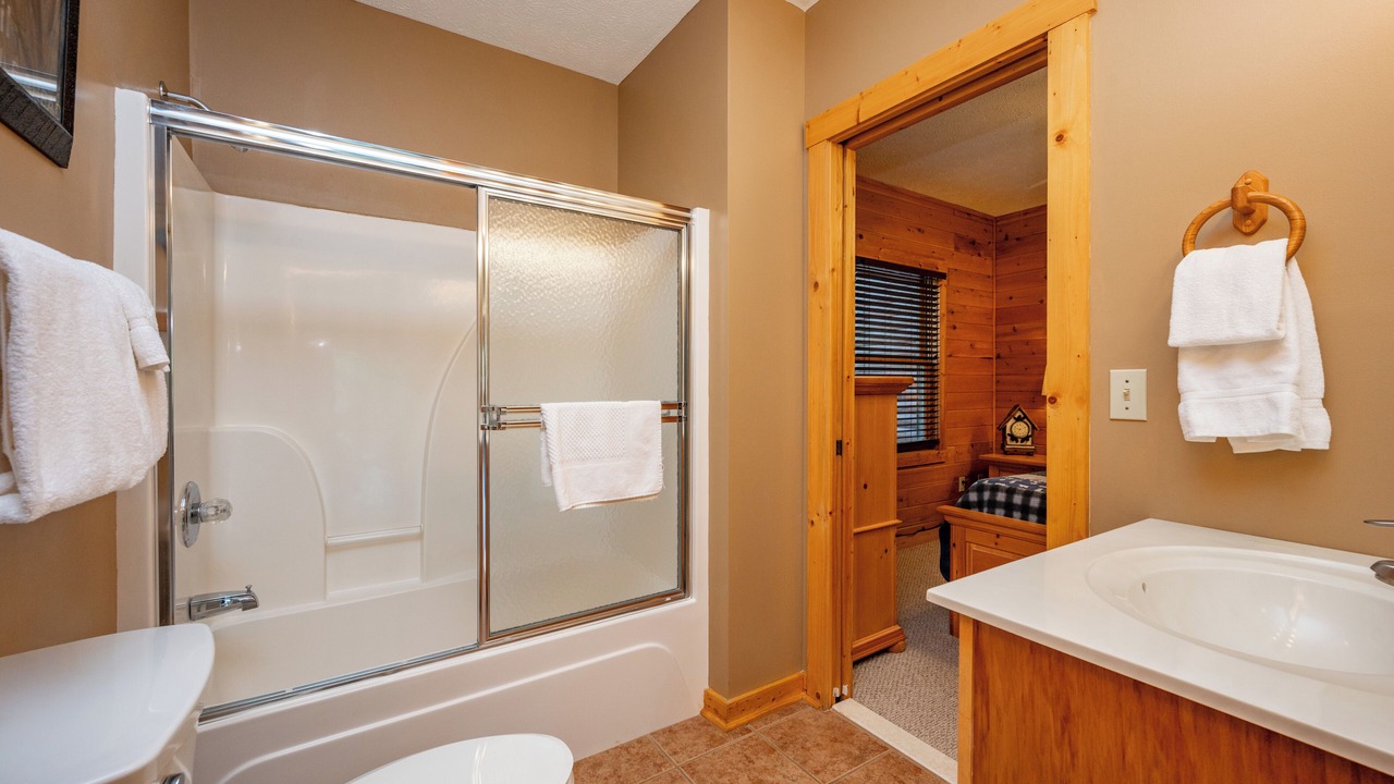Photo of Bathroom in McHenry