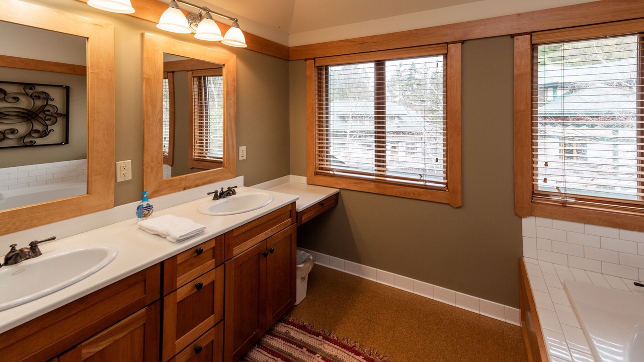Photo of Bathroom in McHenry