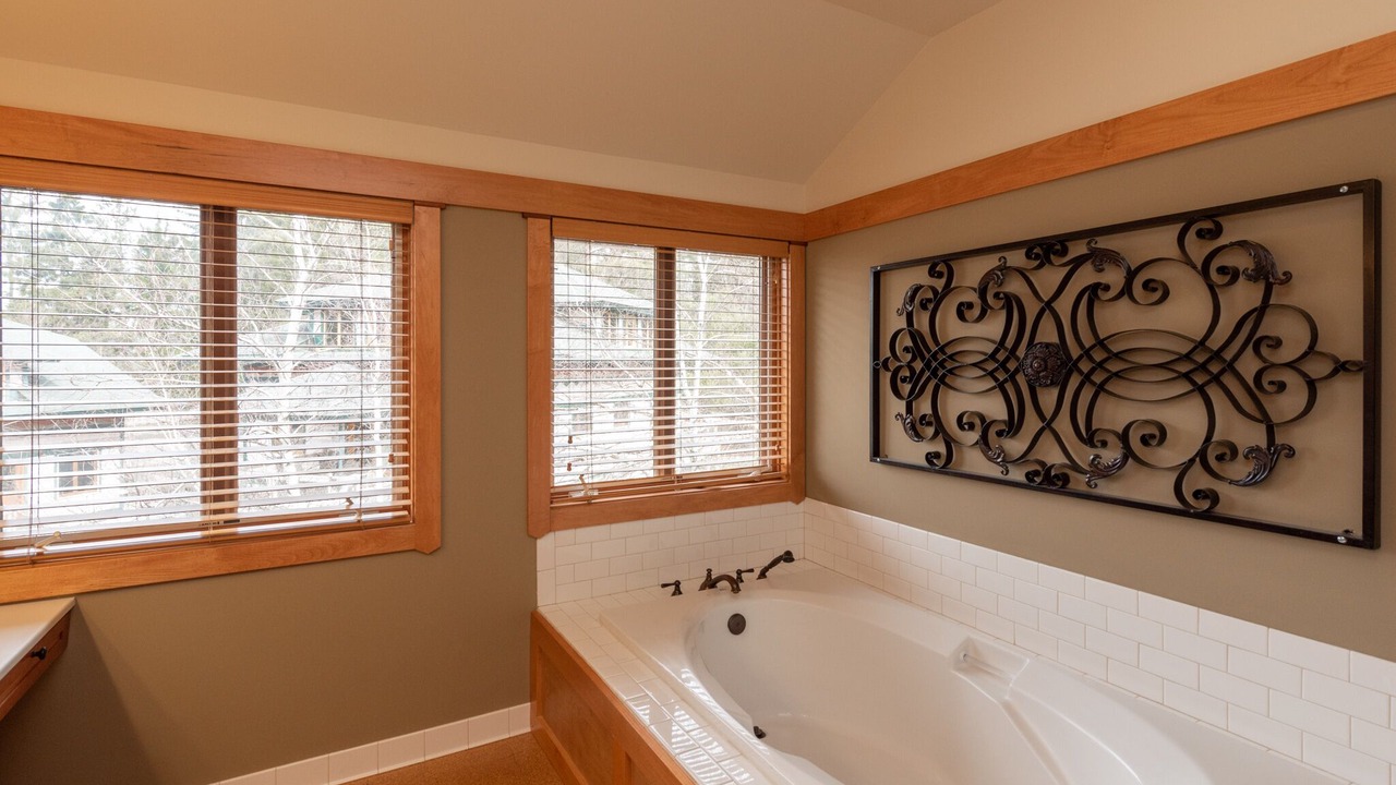 Photo of Bathroom in McHenry