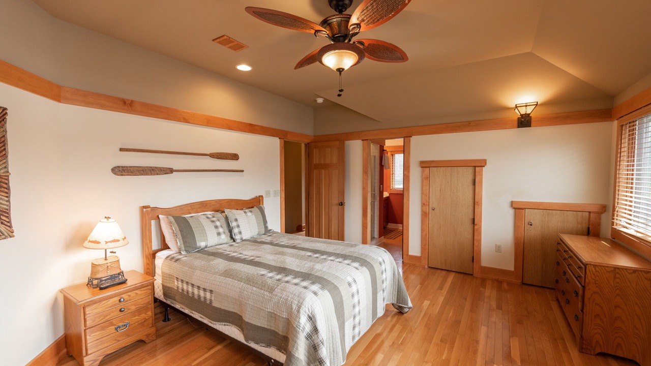 Photo of Bedroom in McHenry