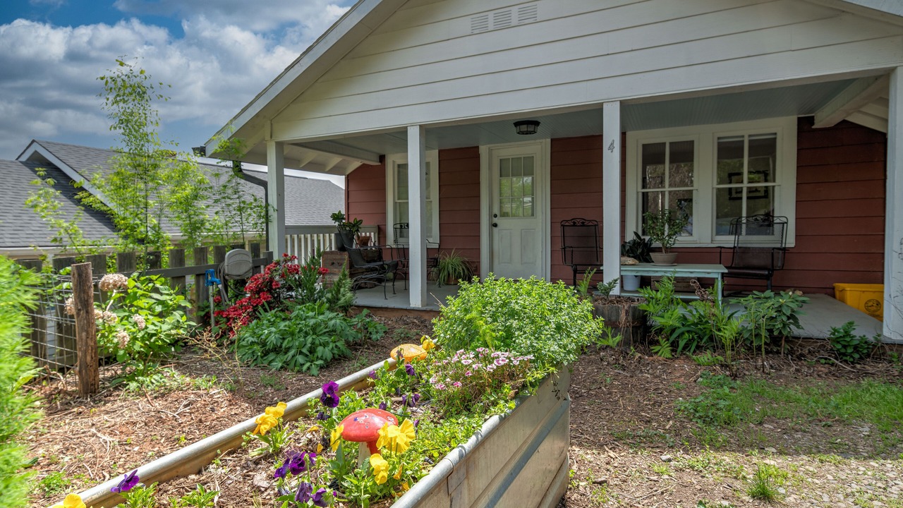 Photo of Patio Balcony in Woodfin