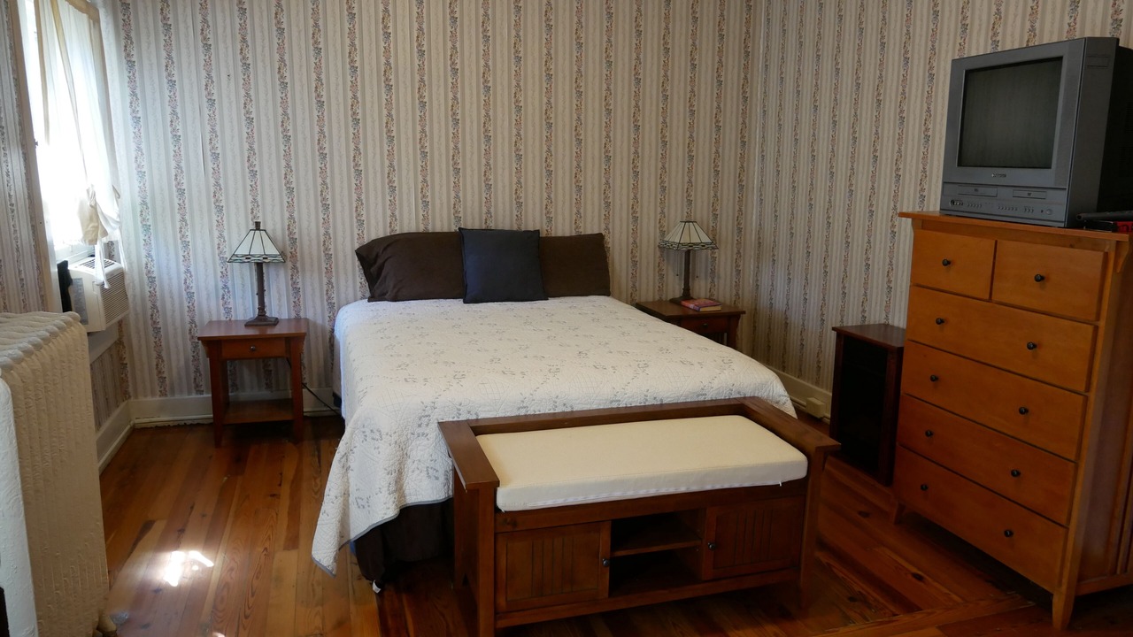 Photo of Bedroom in Mascot