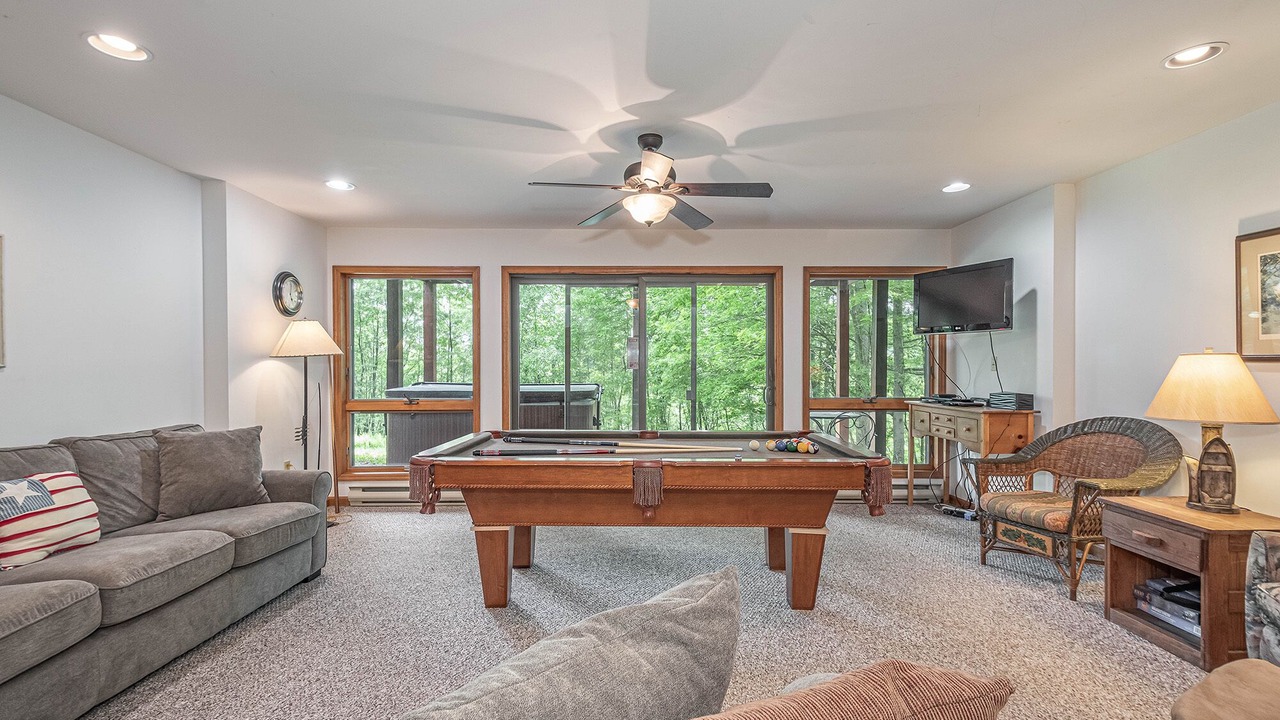 Photo of Bedroom in McHenry