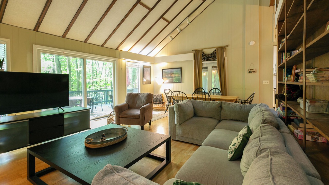Photo of Livingroom in Berkeley Springs