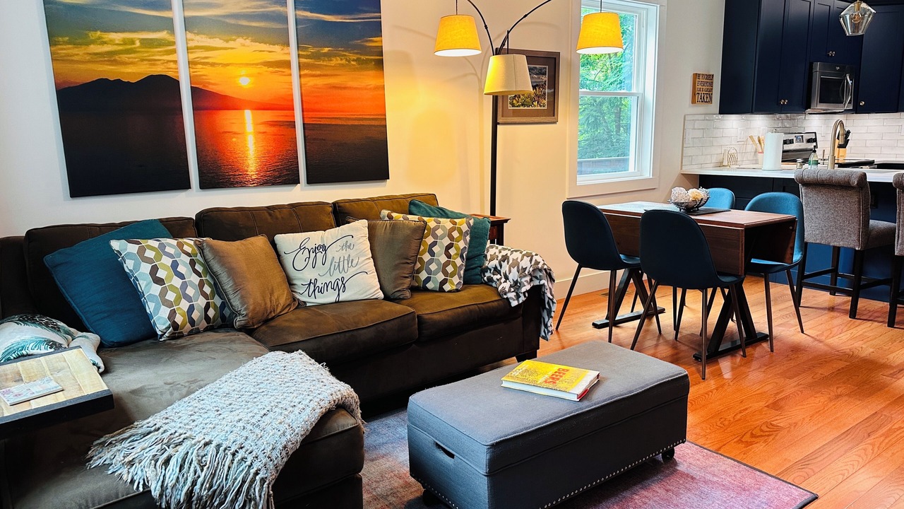 Photo of Livingroom in Asheville