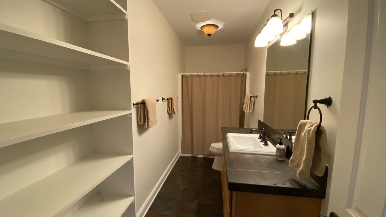 Photo of Bathroom in Sunset Cove
