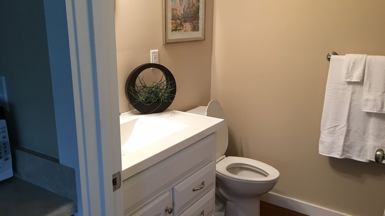Photo of Bathroom in Crittenden