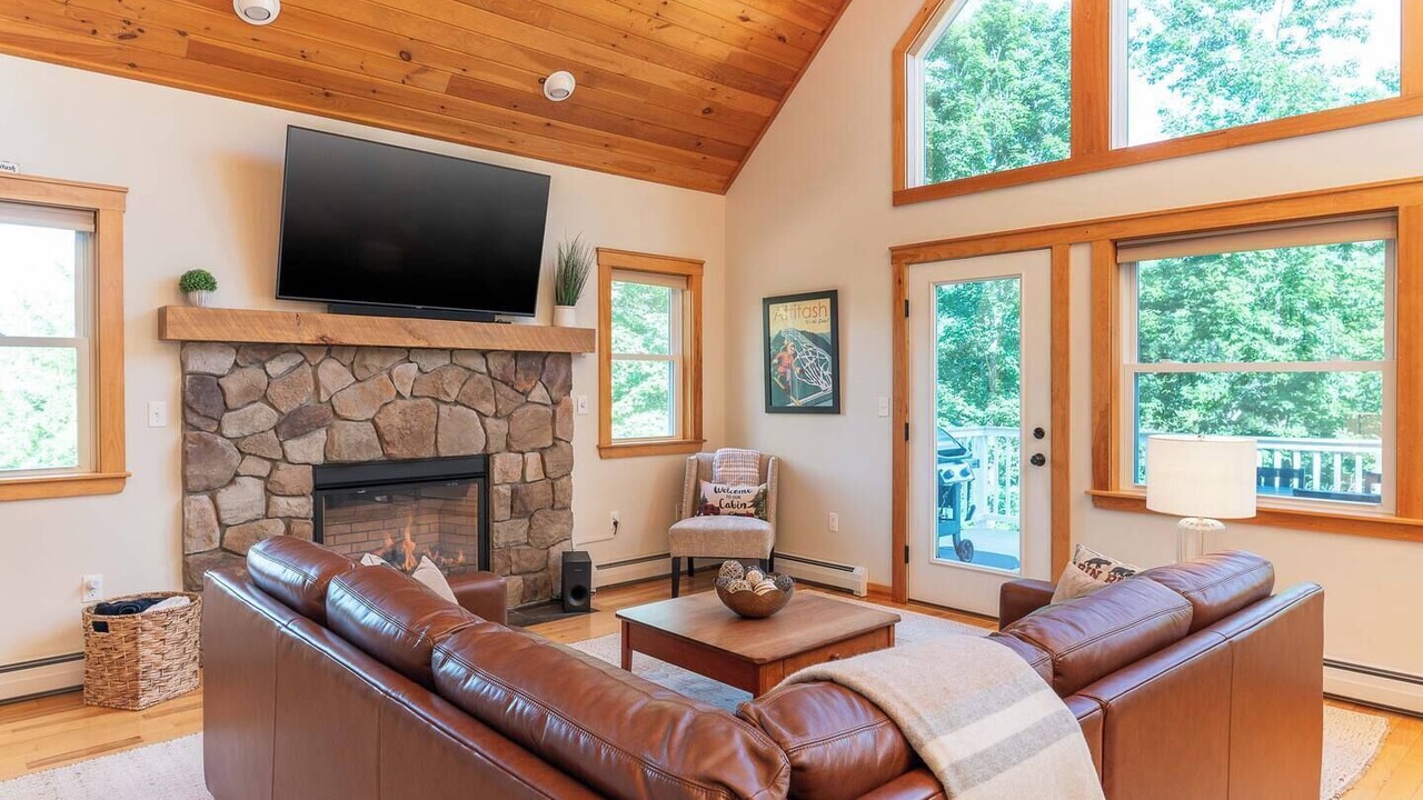Photo of Livingroom in Birchview by the Saco