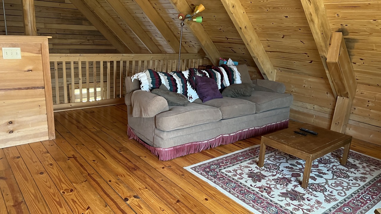 Photo of Livingroom in Grassy Creek