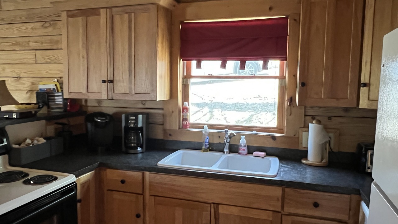 Photo of Kitchen in Grassy Creek