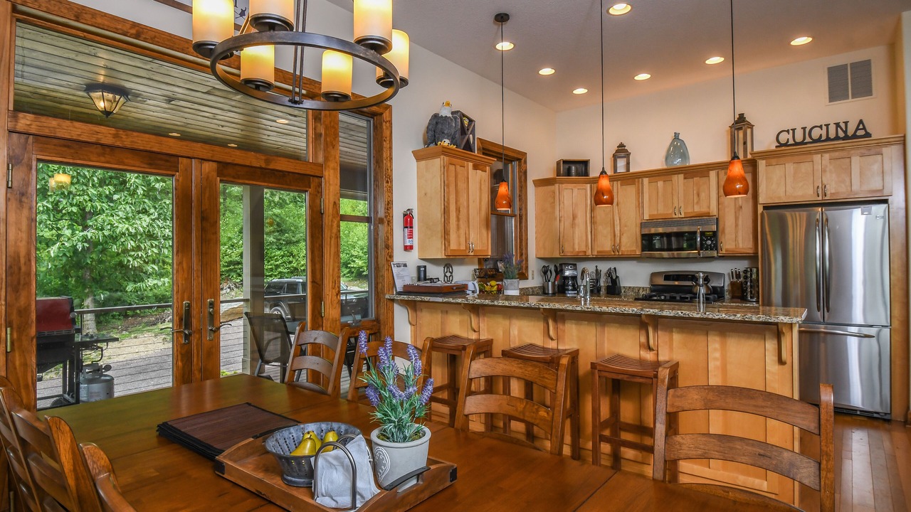 Photo of Livingroom in McHenry