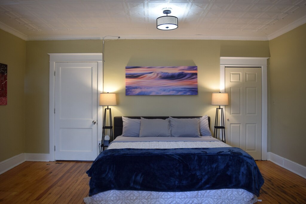 Photo of Bedroom in Boonsboro