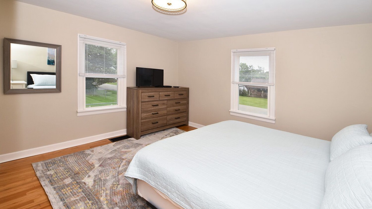 Photo of Bedroom in Blue Ash