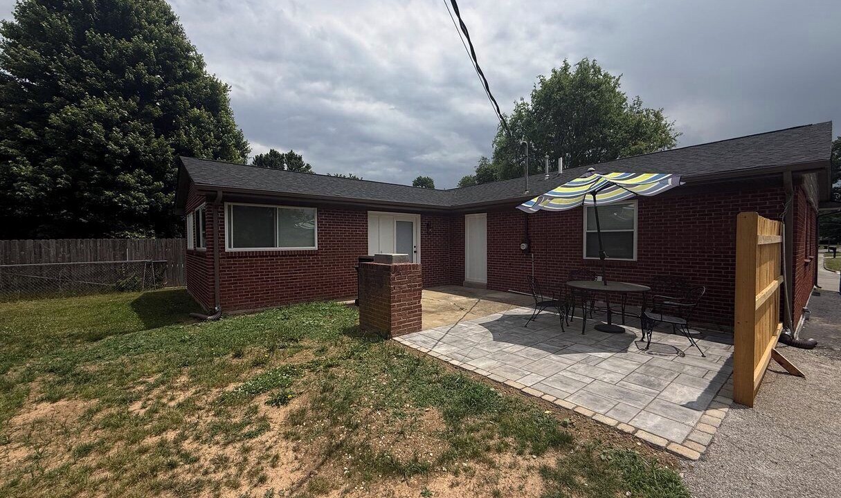Photo of Outdoor in Lexington