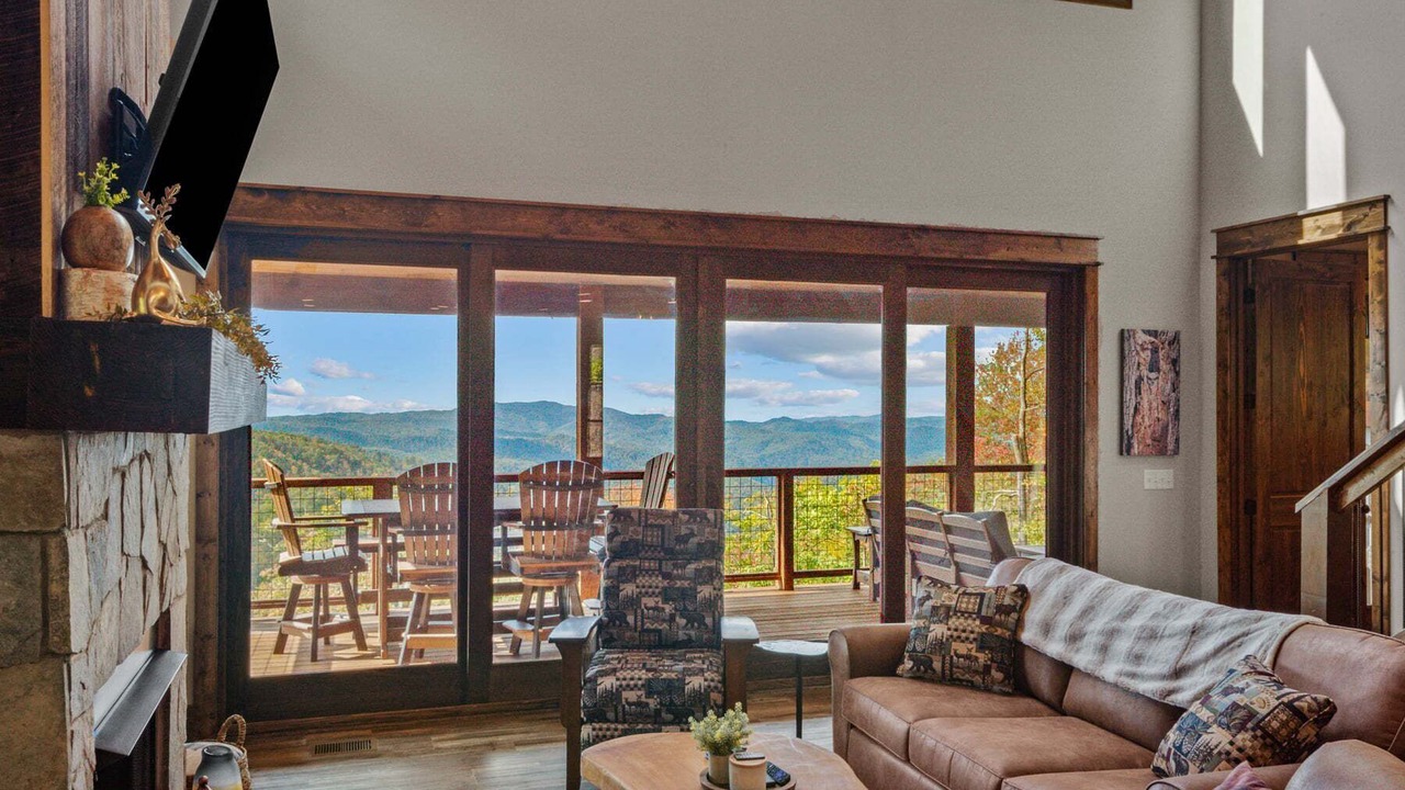 Photo of Livingroom in Elk Park
