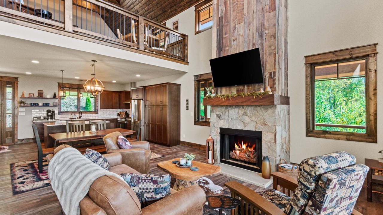 Photo of Livingroom in Elk Park