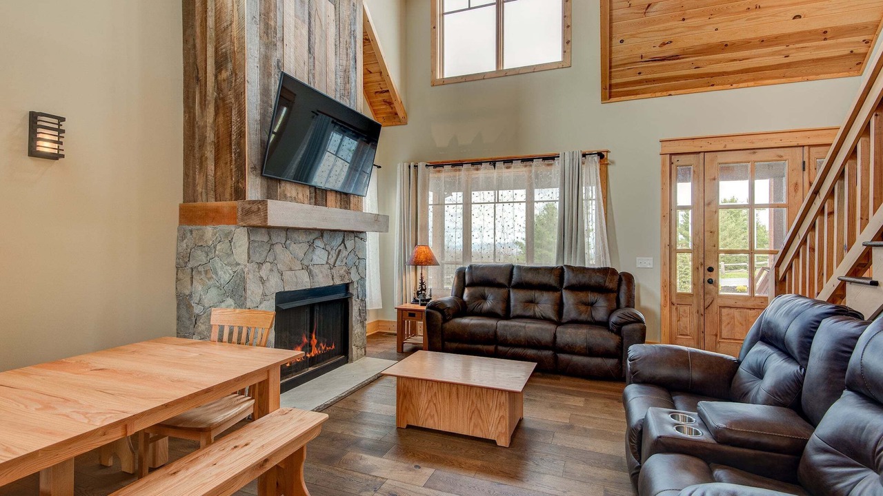 Photo of Livingroom in Elk Park