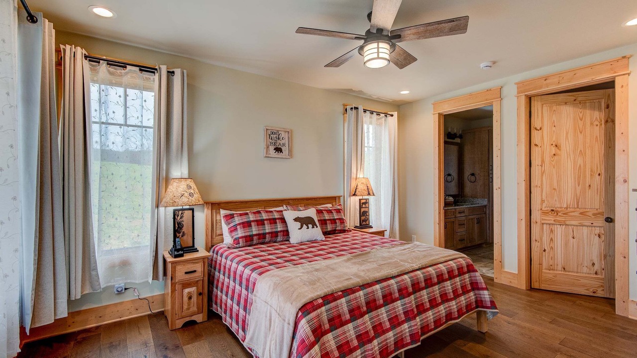 Photo of Bedroom in Elk Park