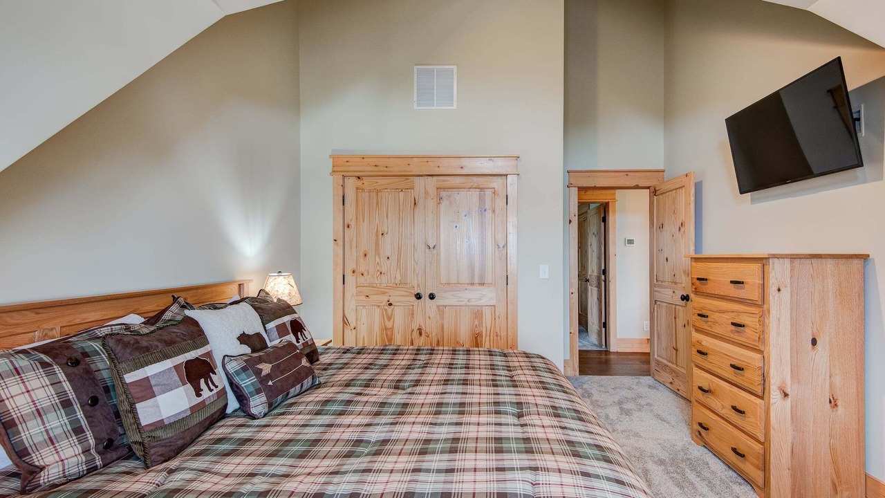 Photo of Bedroom in Elk Park