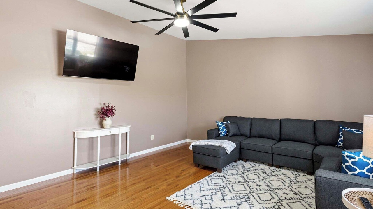 Photo of Livingroom in California