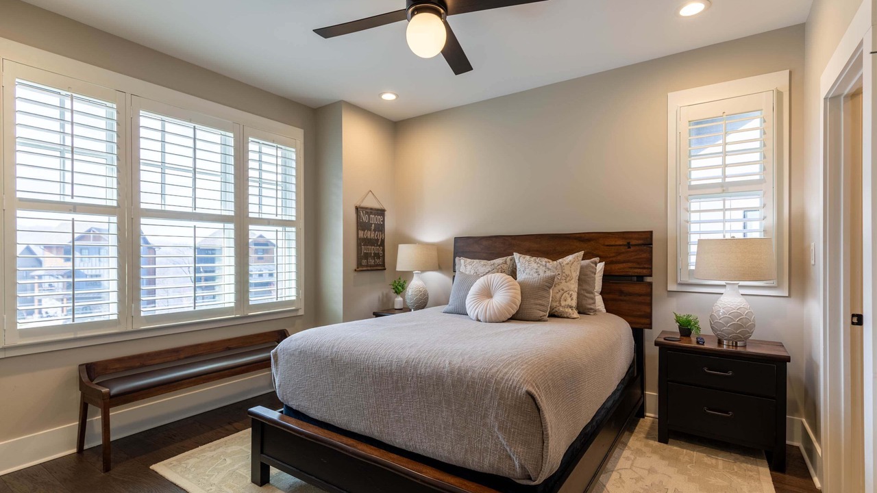 Photo of Bedroom in Lenoir