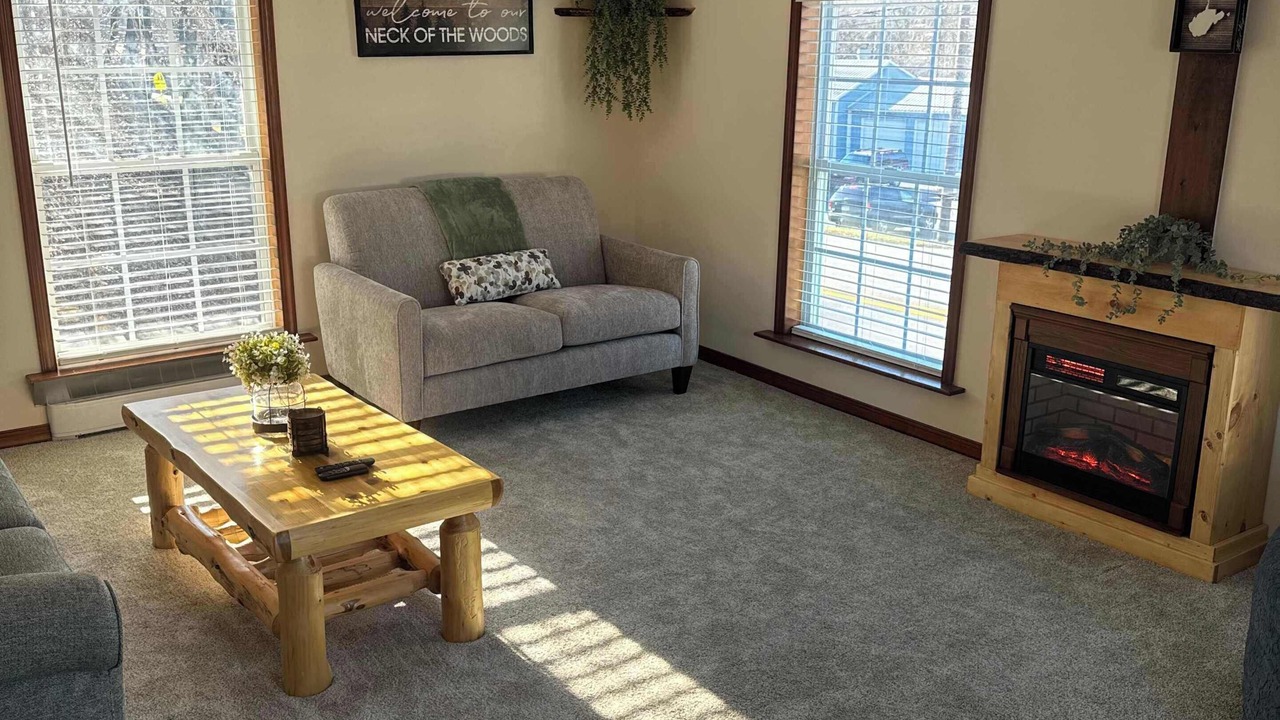 Photo of Livingroom in Berryville