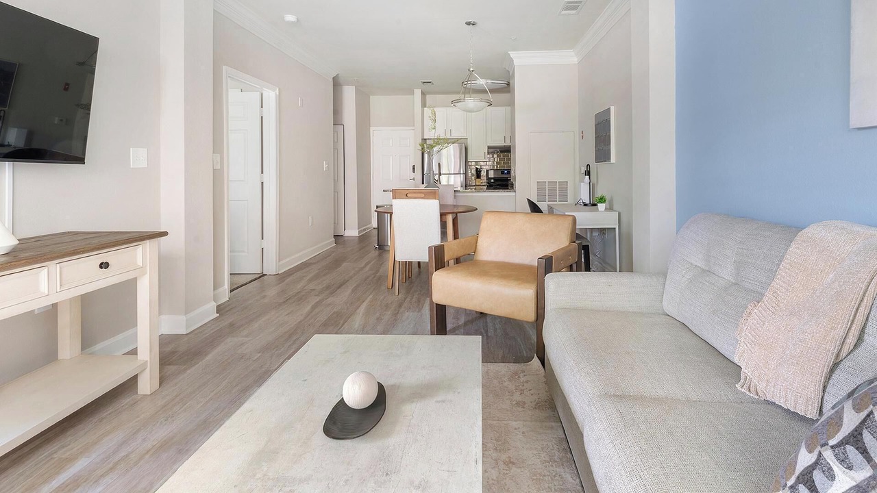 Photo of Livingroom in Town Center