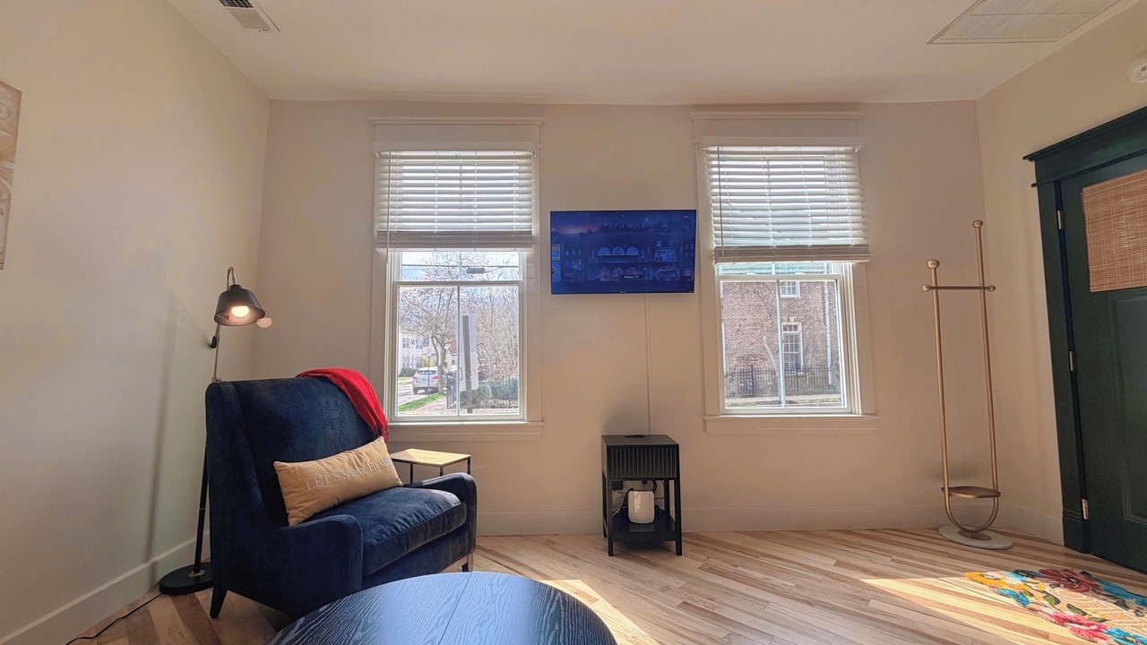 Photo of Livingroom in Historic South Hill