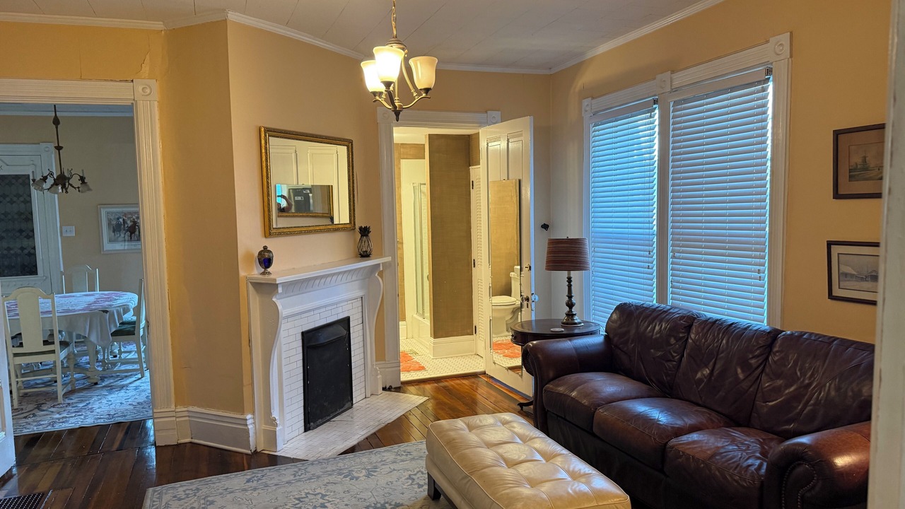 Photo of Livingroom in Frankfort