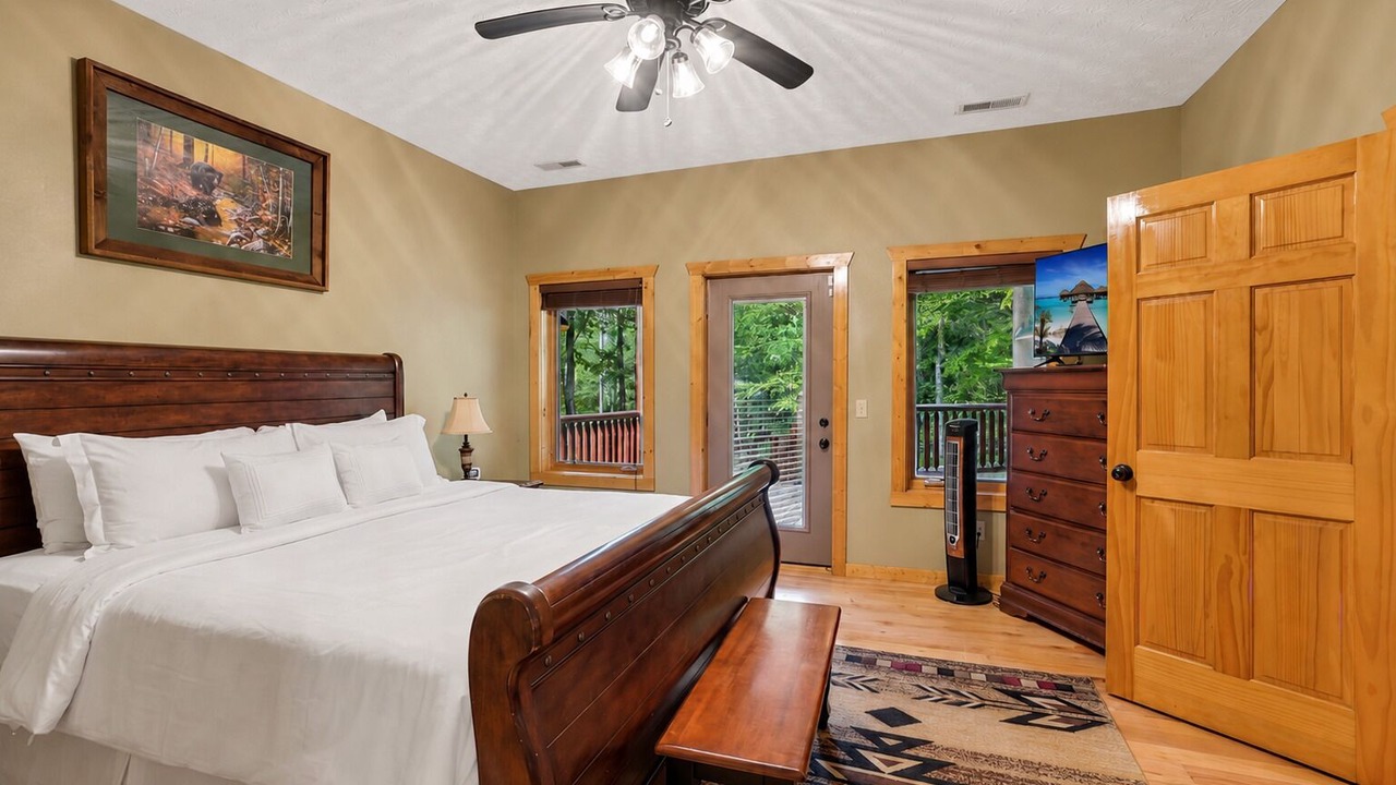 Photo of Bedroom in Pittman Center
