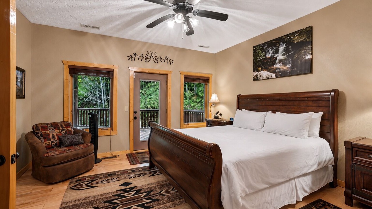 Photo of Bedroom in Pittman Center