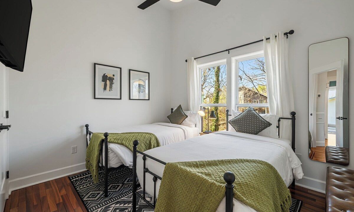 Photo of Bedroom in Woodfin
