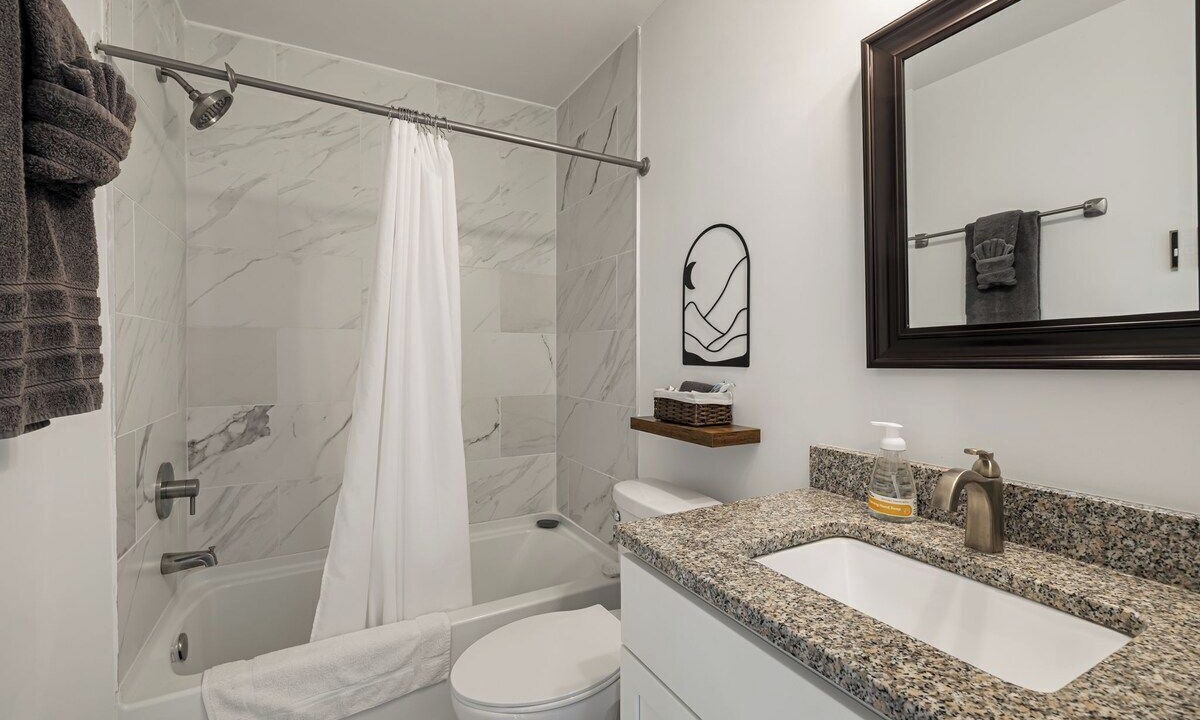 Photo of Bathroom in Woodfin