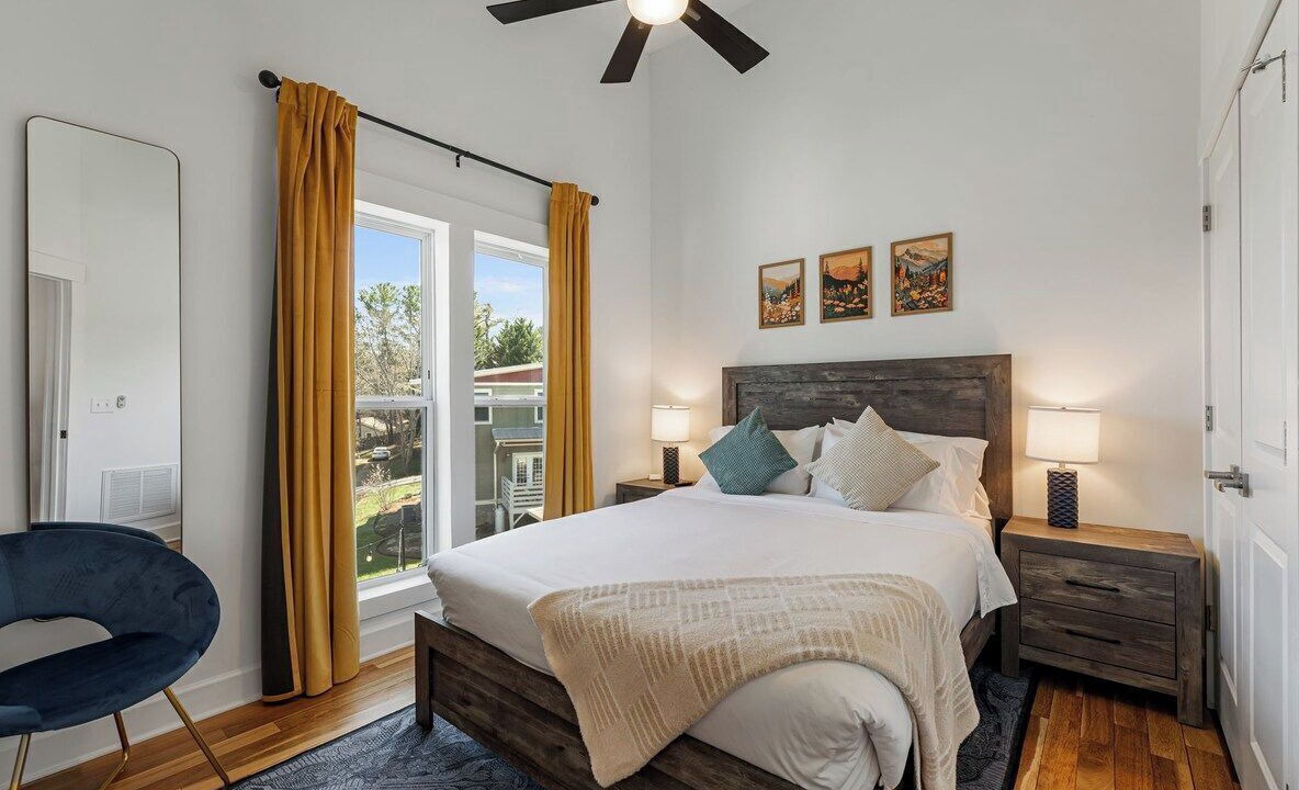 Photo of Bedroom in Woodfin