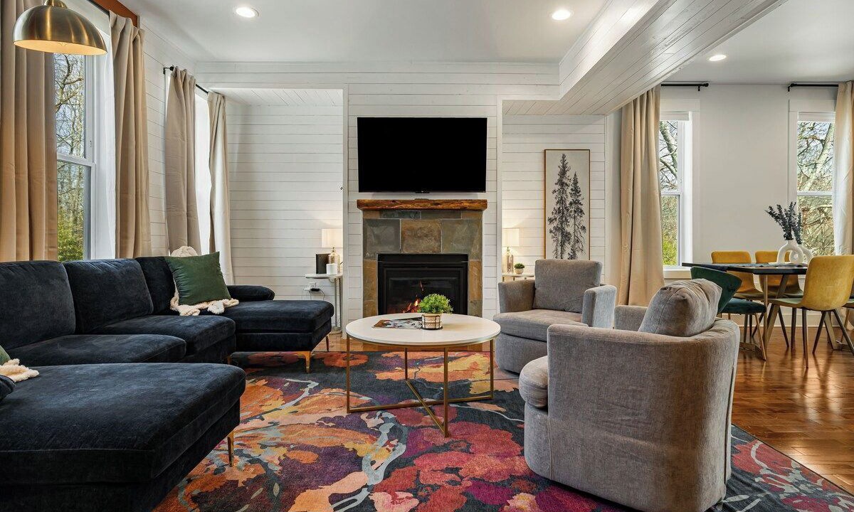 Photo of Livingroom in Woodfin