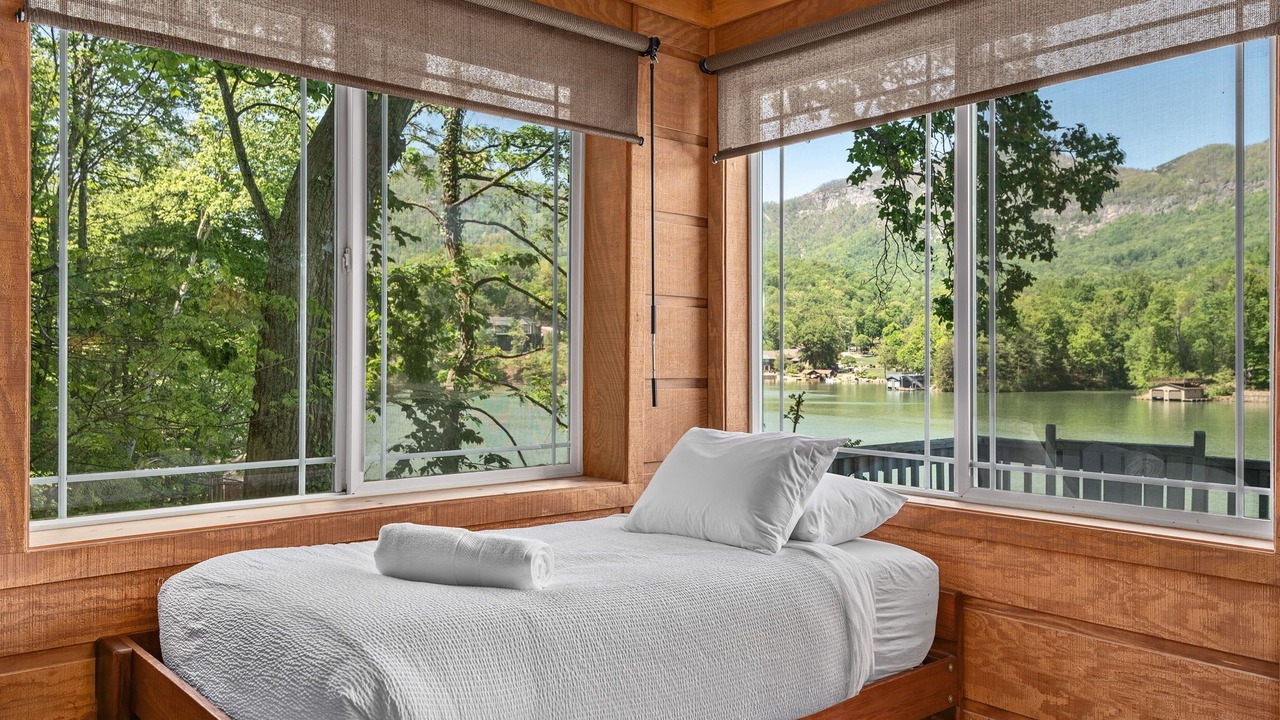 Photo of Bedroom in Lake Lure