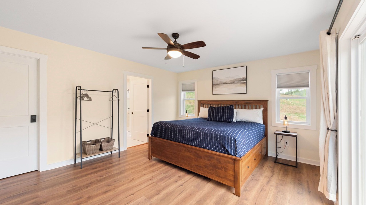 Photo of Bedroom in Lansing