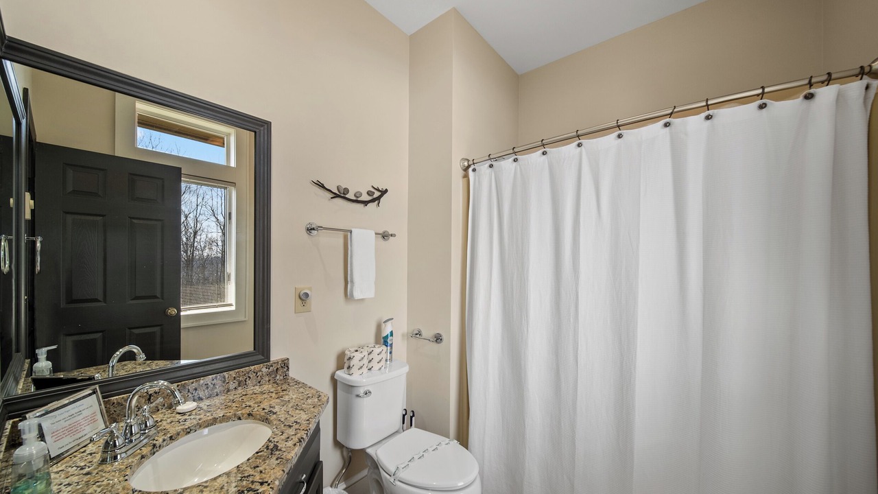 Photo of Bathroom in Blowing Rock