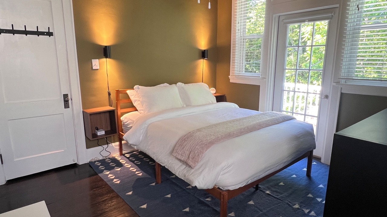 Photo of Bedroom in Columbia-Tusculum