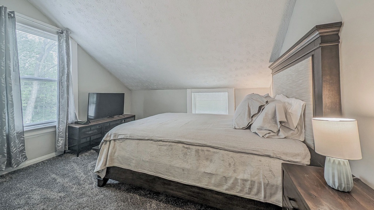 Photo of Bedroom in Park Hills