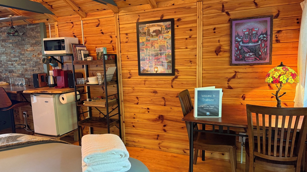 Photo of Bedroom in Laurel Ridge
