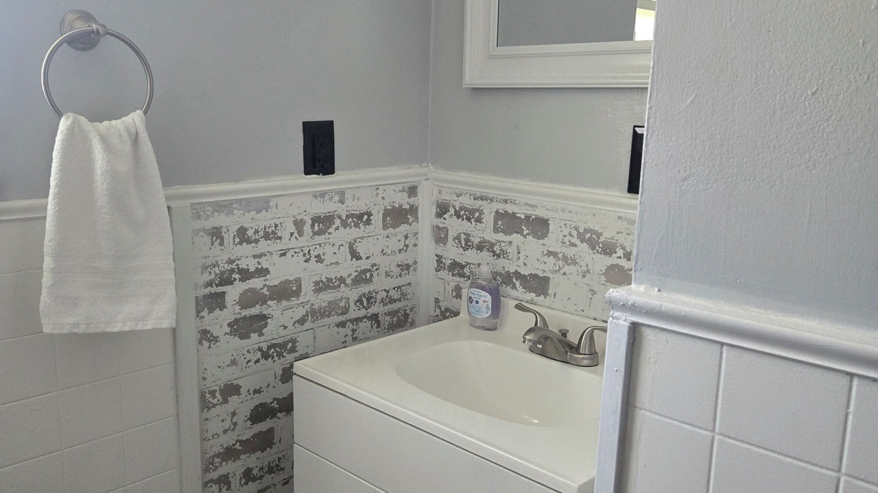 Photo of Bathroom in Stanton