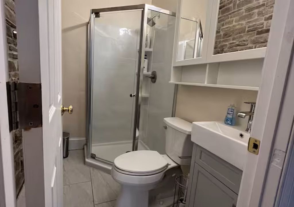 Photo of Bathroom in Downtown Baltimore